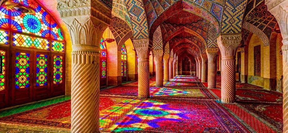 Iran_La-Mosquee-Nasir-ol-Molk.jpg